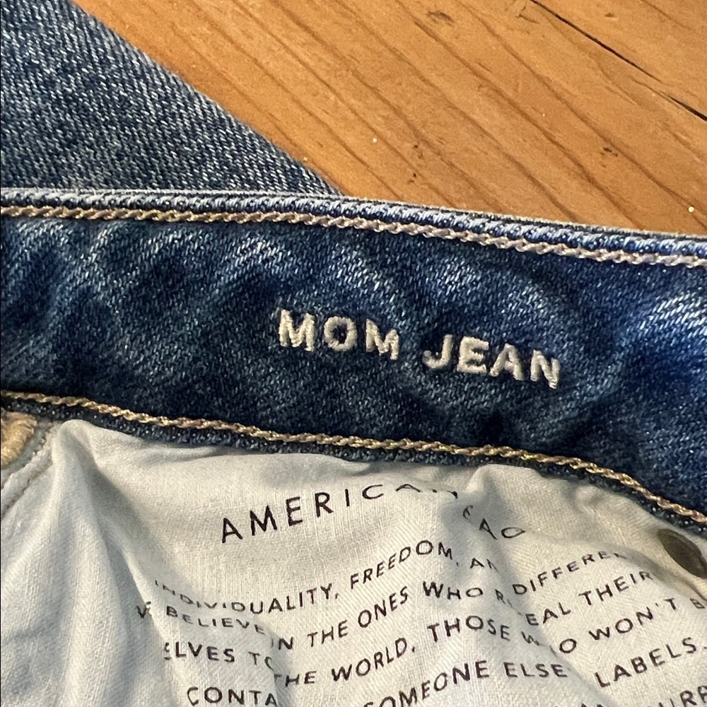 American Eagle Light Blue Stretch Denim Jeans - Picture 4 of 6